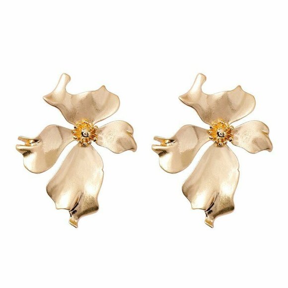 Sale✨ Gold Flower Earrings - Picture 2 of 3